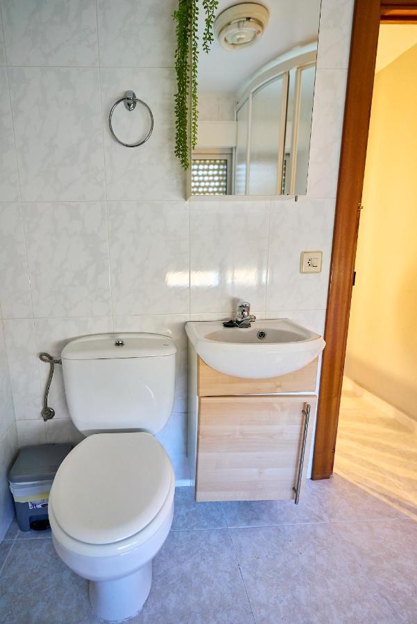 Endrinal Casa Rural Laila מראה חיצוני תמונה