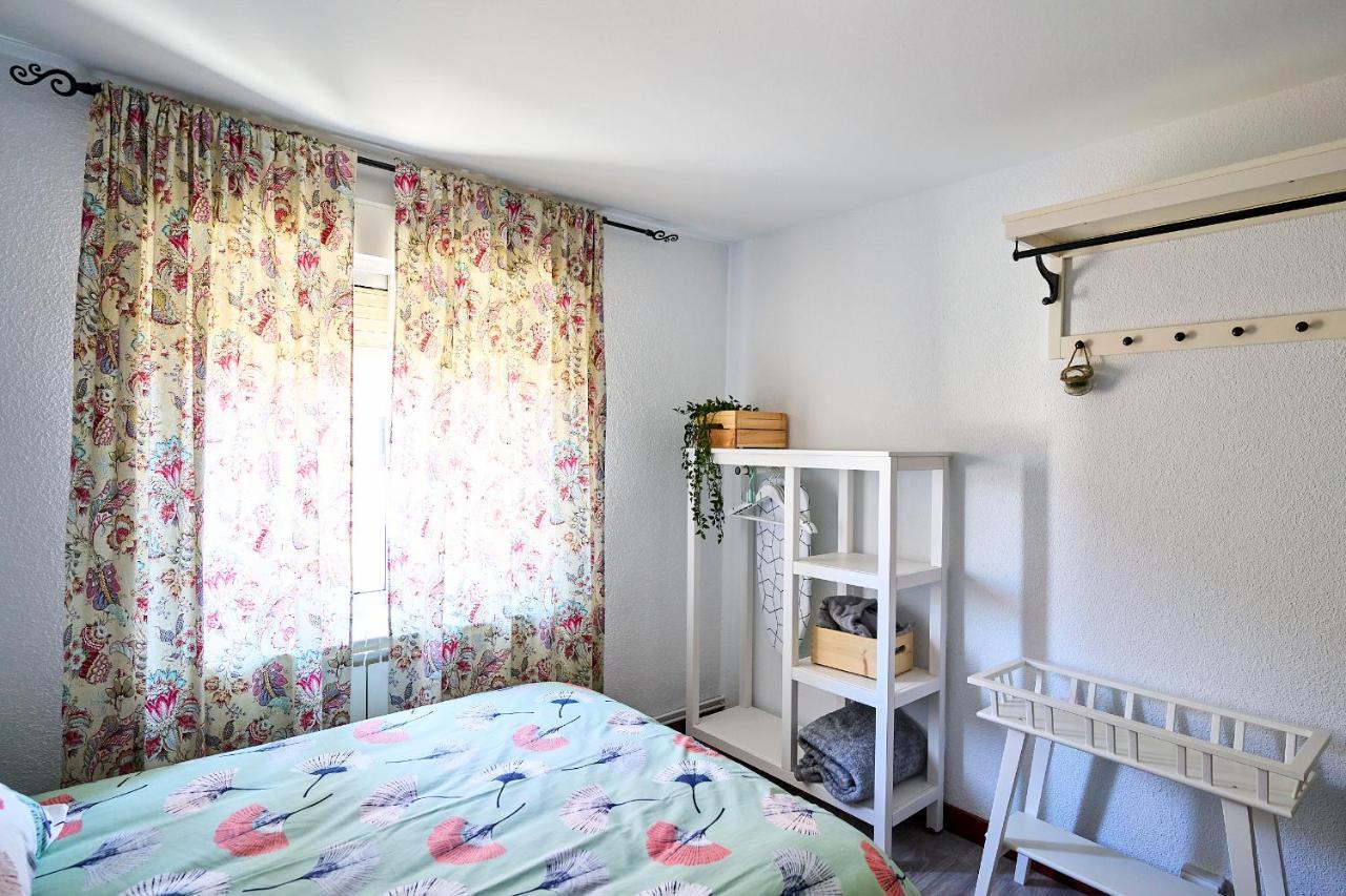 Endrinal Casa Rural Laila מראה חיצוני תמונה